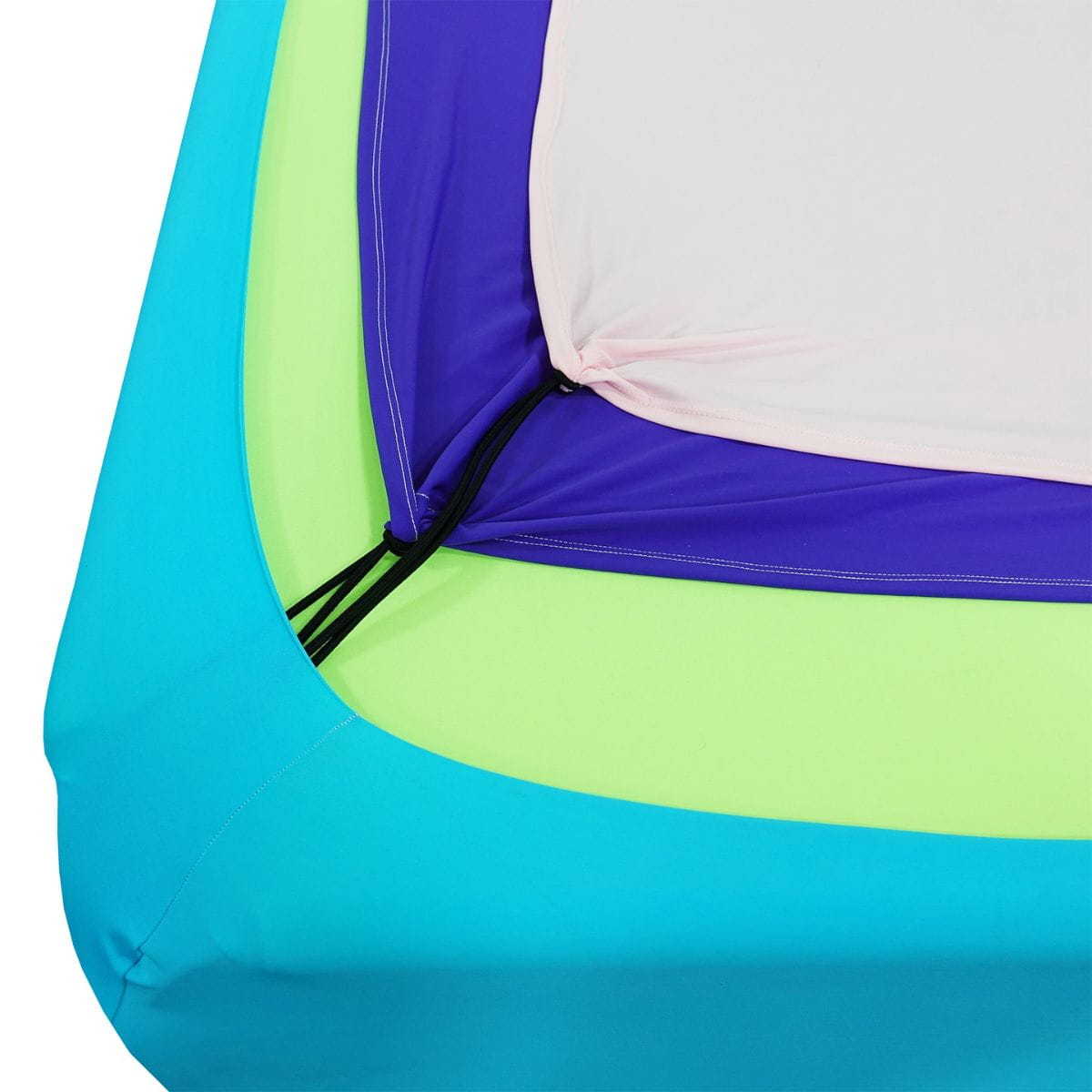 Closeup of Boundex Cuddle Box corner