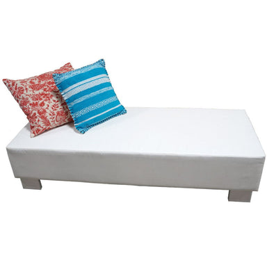 Experia USA Vibro-Acoustic Sensory Platform with two pillows on it
